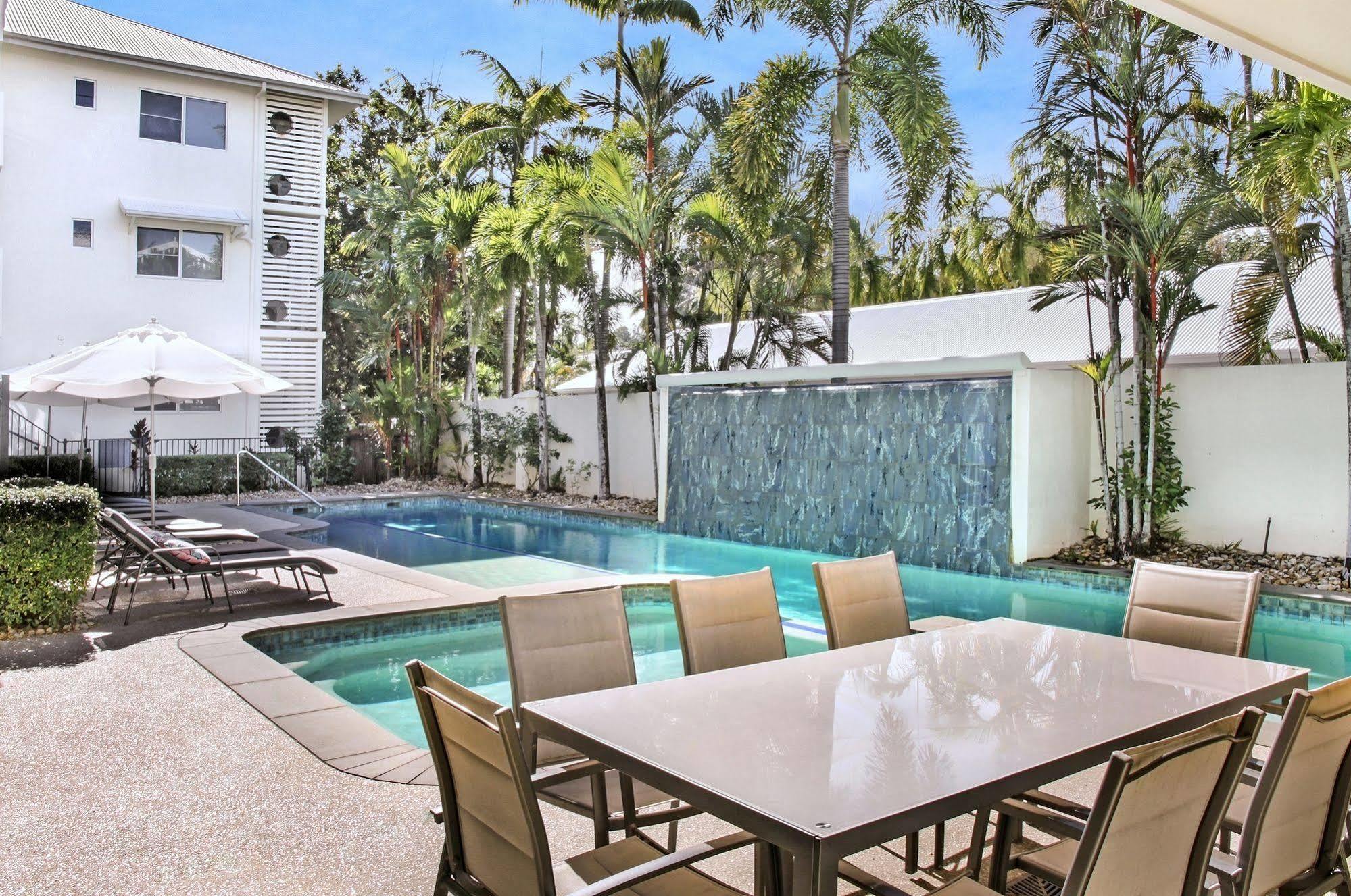 Mowbray By The Sea Aparthotel Port Douglas Exterior foto